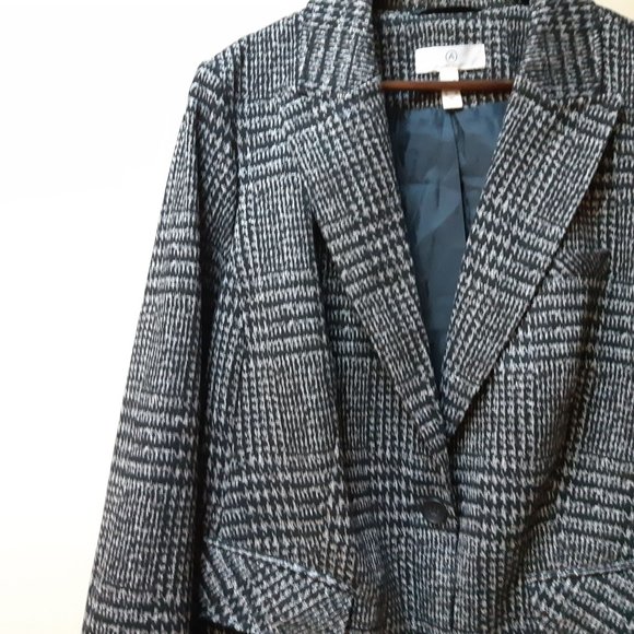 grey black plaid blazer / jacket - Picture 3 of 4